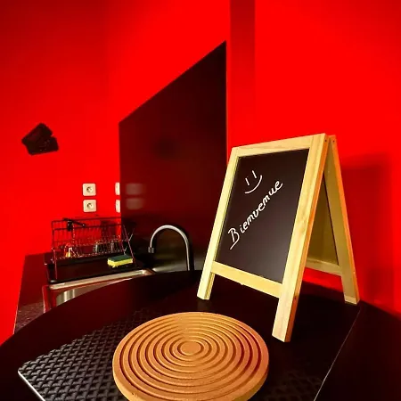 Le 7emeart-cinema Room-grand Ecran-netflix-centre * Perpiñán